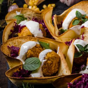 Falafel with cabbage